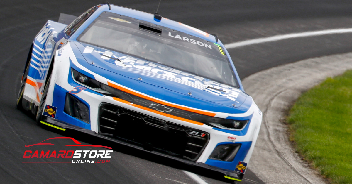 Team Camaro Kisses Bricks | CamaroStoreOnline.com