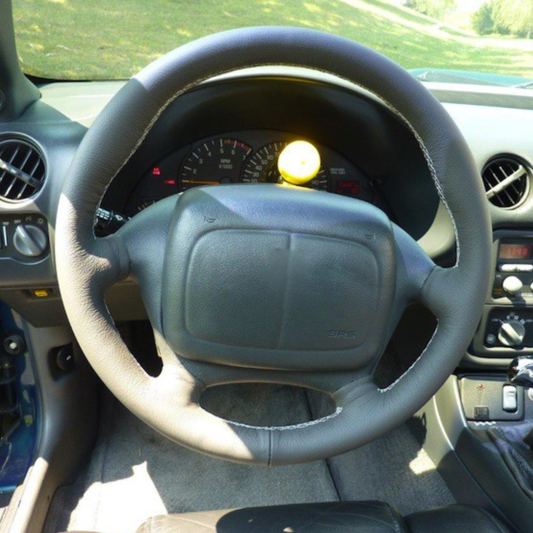 Chevrolet Camaro 1997-02 Steering Wheel Reupholstery Kit 4-Spoke