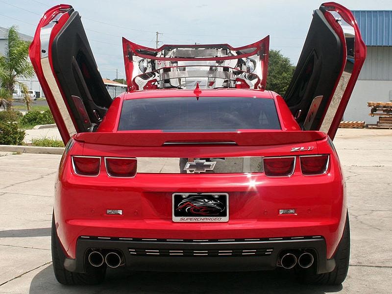 2012-2013-5th-gen-camaro-zl1-rear-valence-trim-kit-polished-stainless-steel