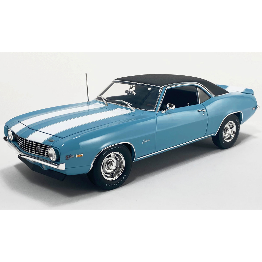 1969 Chevrolet Z/28 Camaro Carolina Blue w/ Vinyl Top 1/18 Diecast Model Car by ACME