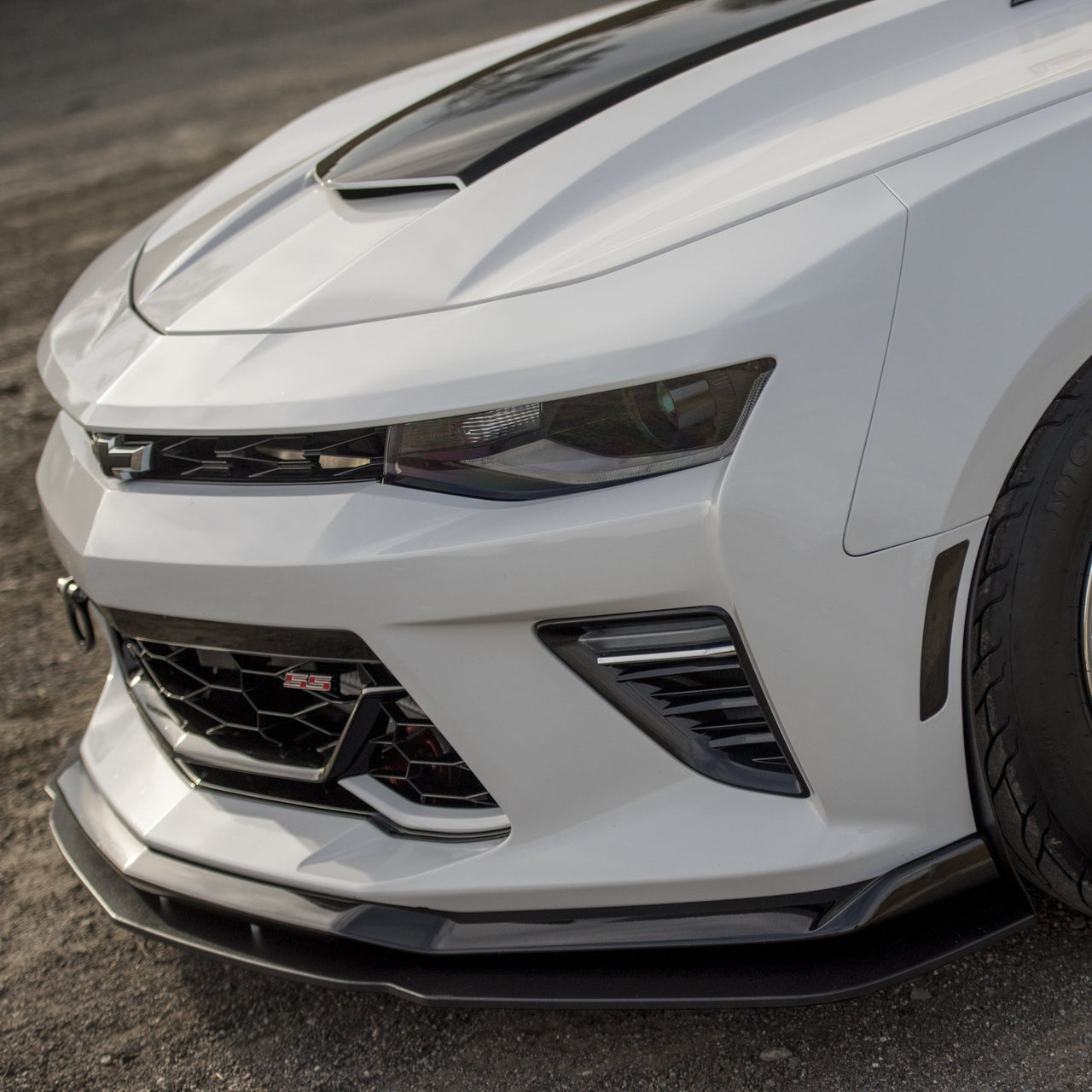 Camaro 16-18 Splitter Extension w/ Fender Extension Kit