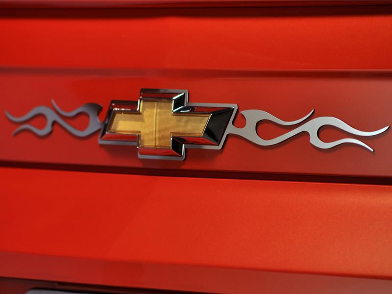 2010-2013-camaro-tribal-flame-rear-chevy-emblem-trim