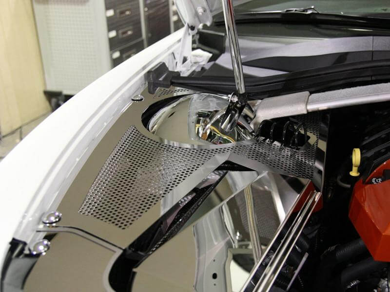 2011-2011-5th-gen-camaro-deluxe-dress-kit-polished-perforated-stainless-steel