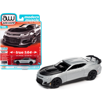 2019-chevrolet-camaro-zl1-1le-satin-steel-gray-metallic-with-black-hood-modern-muscle-limited-edition-to-12920-pieces-worldwide-1-64-diecast-model-car-by-autoworld