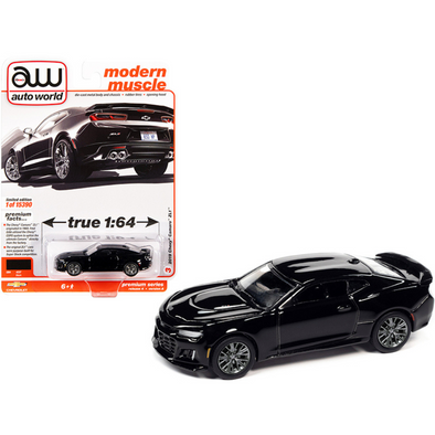 2019 Chevrolet Camaro ZL1 Gloss Black "Modern Muscle" Limited Edition 1/64 Diecast Model Car by Autoworld