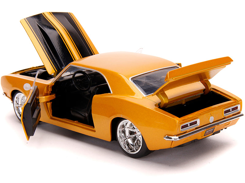 1967-camaro-orange-metallic-w-black-stripes-bigtime-muscle-1-24-diecast