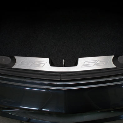 2010-2015-5th-gen-camaro-trunk-latch-sill-color-matched-with-logo-option