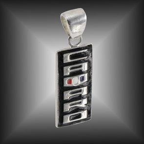 Camaro Emblem Vertical Pendant | Sterling Silver